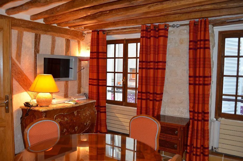 Saint Germain Des Pres Apartment *